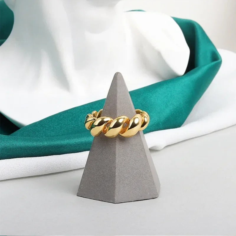 Bague Ajustable Ouverte Torsadée plaquée or 18K