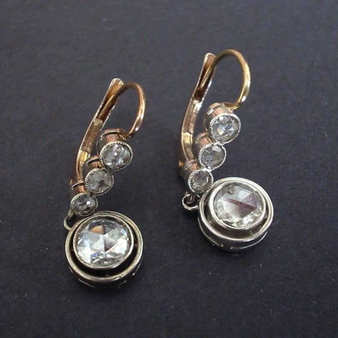 Boucles d'oreilles en or vintage avec zircon