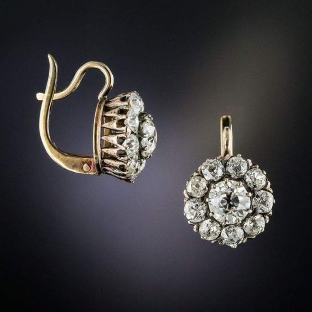 Boucles d'oreilles en or vintage élégantes avec fleur en zirconium