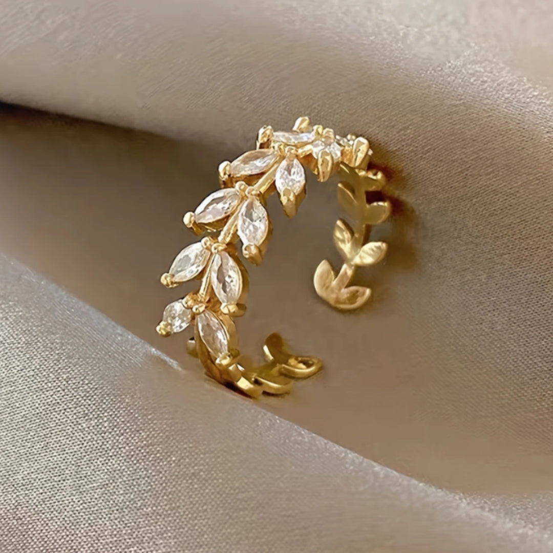 Bright Leaf Zirconia Gold Ring