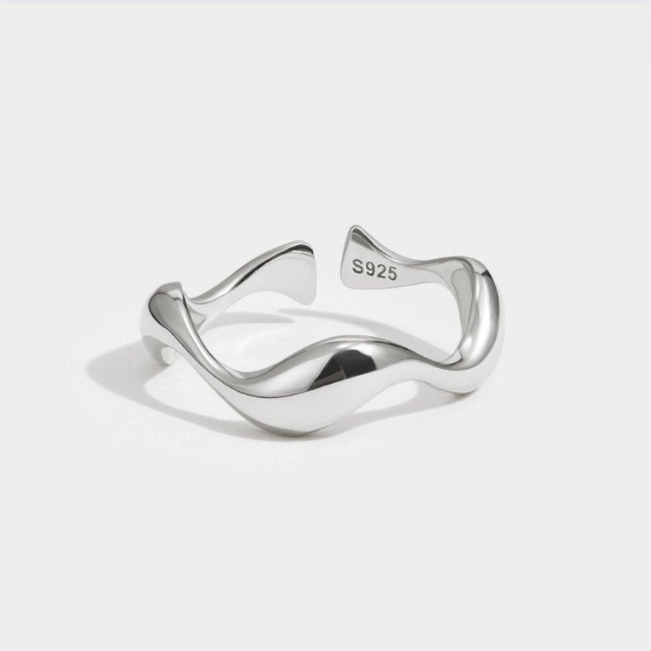 Bague à vagues en argent